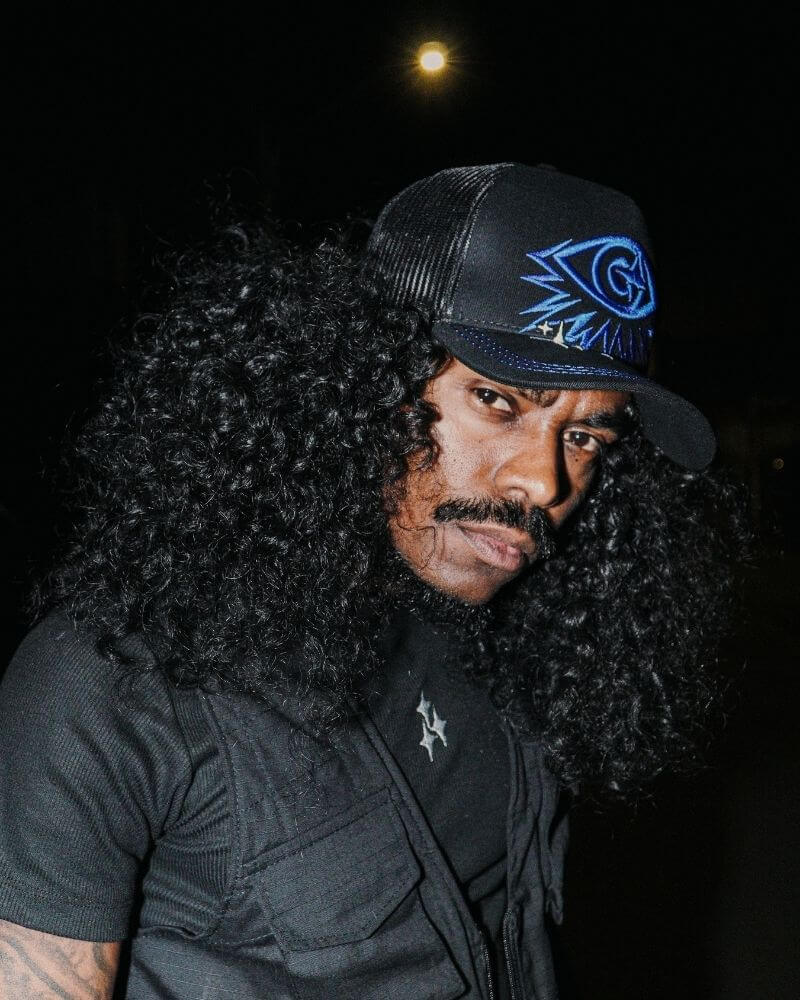 Boné Trucker “EYES” - Preta / Azul